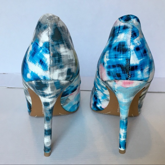 Charles by Charles David Heels - Picture 3 of 6